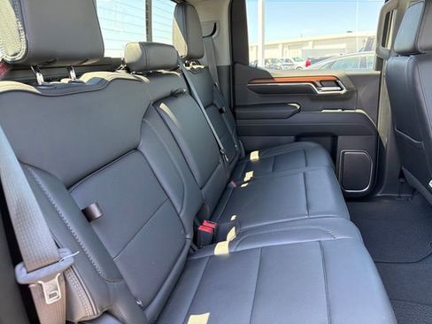 Used 2023 GMC Sierra 1500 Denali w/ Denali Reserve Package AWD/4WD image 24