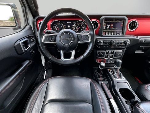 Certified 2018 Jeep Wrangler Unlimited Rubicon AWD/4WD image 11