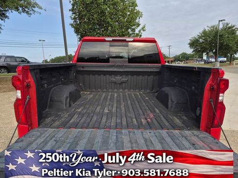 Used 2021 Chevrolet Silverado 1500 LT Trail Boss w/ Convenience Package II AWD/4WD image 9