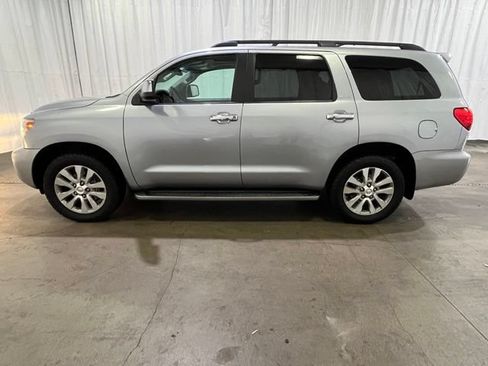 Used 2015 Toyota Sequoia Limited AWD/4WD image 7
