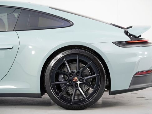 Used 2025 Porsche 911 Carrera image 57