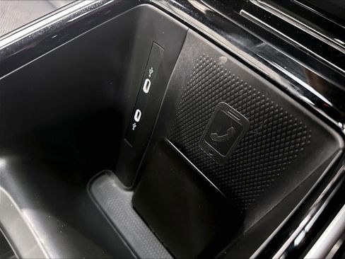 Used 2023 Volkswagen ID.4 Pro S RWD image 19