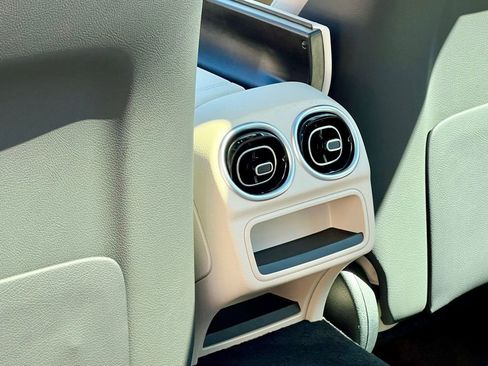 Certified 2026 Mercedes-Benz C 300 4MATIC Sedan image 27