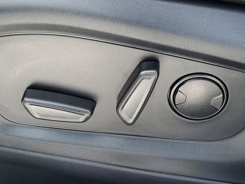 New 2026 Ford Explorer Active w/ Active Comfort Package image 9