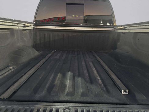 Used 2021 Nissan Titan PRO-4X w/ Pro-4x Convenience Package image 54