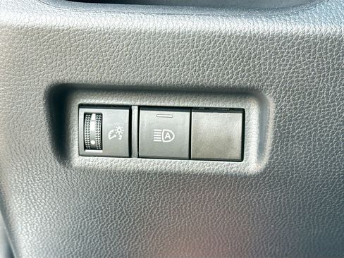 Used 2024 Toyota RAV4 XLE image 33