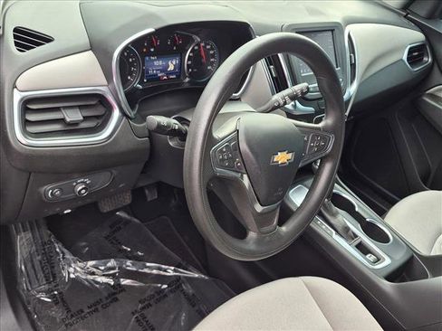 Used 2021 Chevrolet Equinox LT FWD image 10