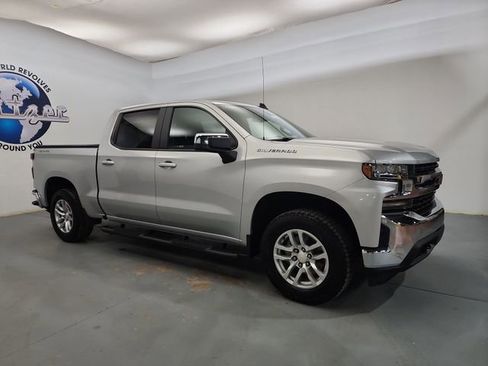 Used 2020 Chevrolet Silverado 1500 LT w/ All-Star Edition image 13