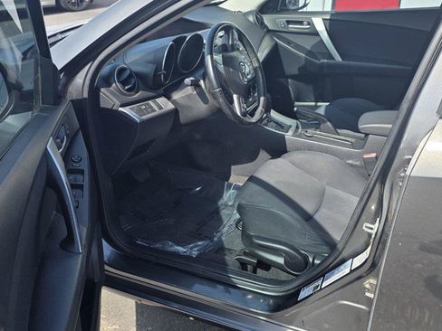 Used 2011 MAZDA MAZDA3 s Sport FWD image 13