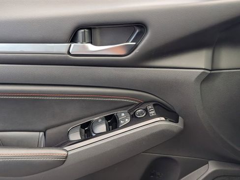 Used 2023 Nissan Altima 2.0 SR image 29