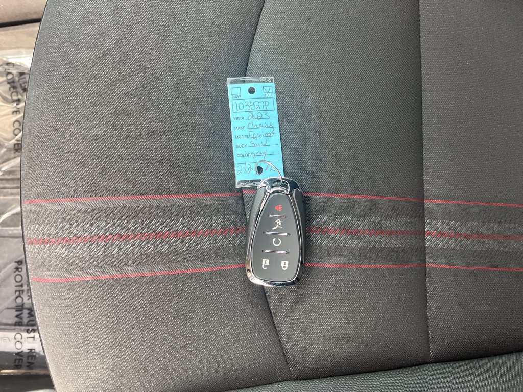 Used 2023 Chevrolet Equinox RS w/ LPO, Floor Liner Package AWD/4WD image 30