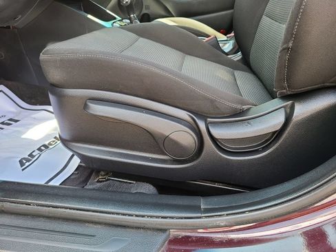 Used 2017 Kia Forte LX FWD image 21