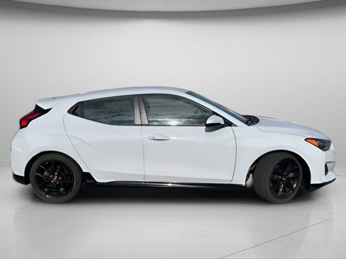 Used 2020 Hyundai Veloster Turbo R-Spec FWD image 3