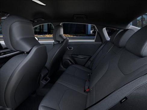 New 2026 Kia K4 LX image 18