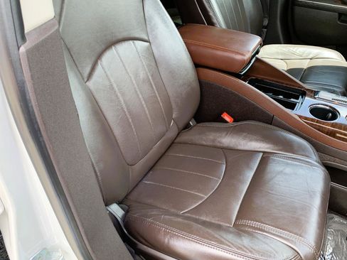 Used 2014 Buick Enclave Premium AWD/4WD image 43