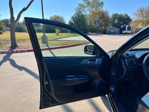 Used 2011 Subaru Impreza 2.5i image 11