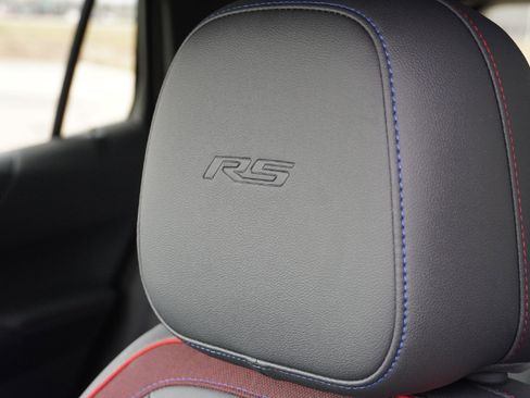 Used 2025 Chevrolet Equinox RS image 12