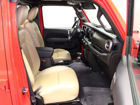Used 2019 Jeep Wrangler Unlimited Rubicon AWD/4WD image 17