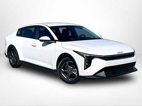 Used 2026 Kia K4 FWD image 7