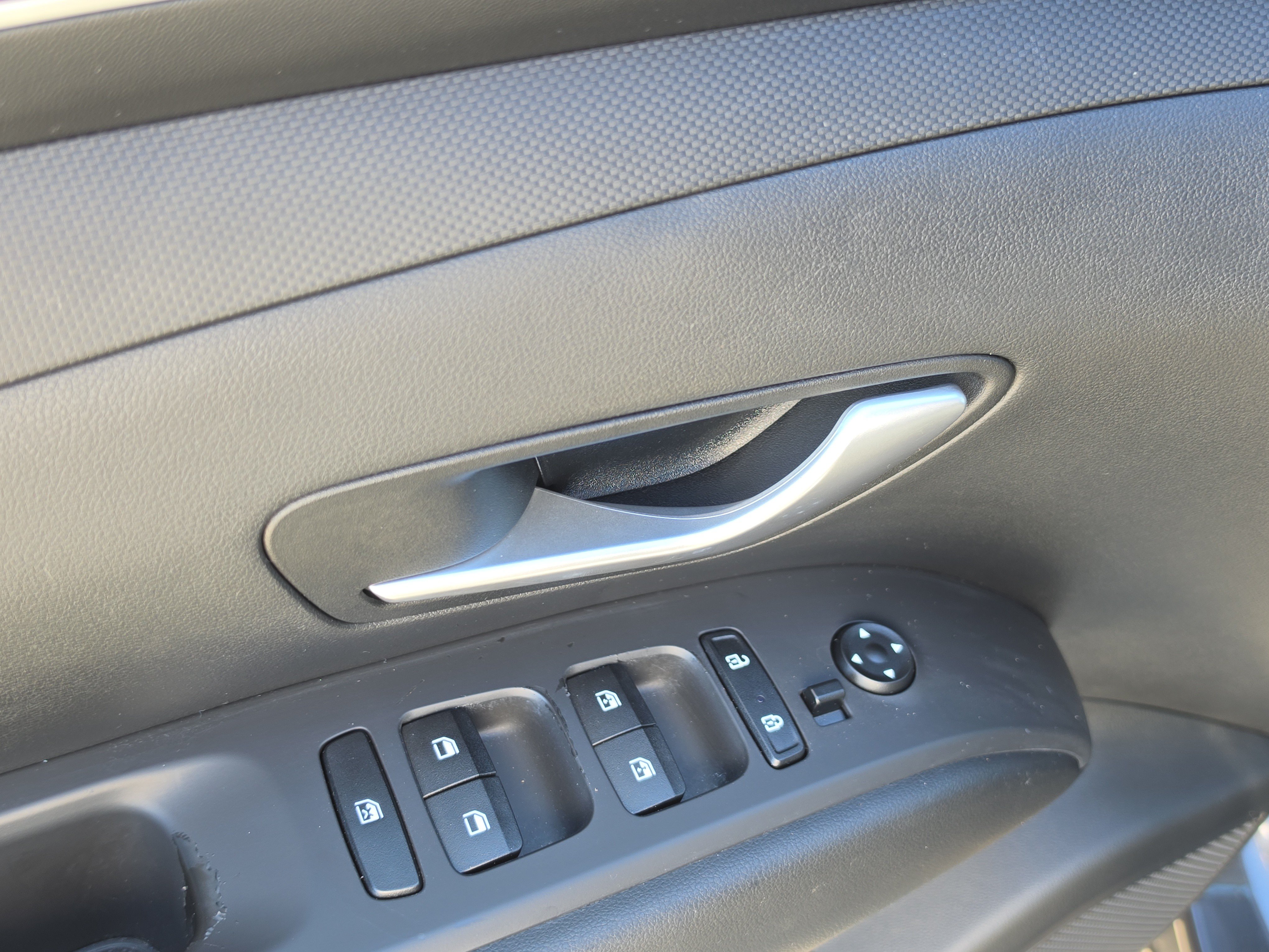 Used 2022 Hyundai Tucson SEL w/ Cargo Package FWD image 18