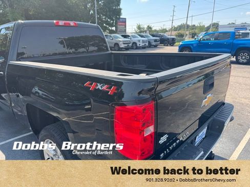 Used 2018 Chevrolet Silverado 1500 LT w/ All Star Edition AWD/4WD image 36