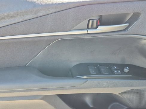 Used 2025 Toyota Camry LE FWD image 11