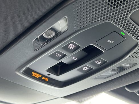 New 2026 Porsche Macan 4 Electric image 27