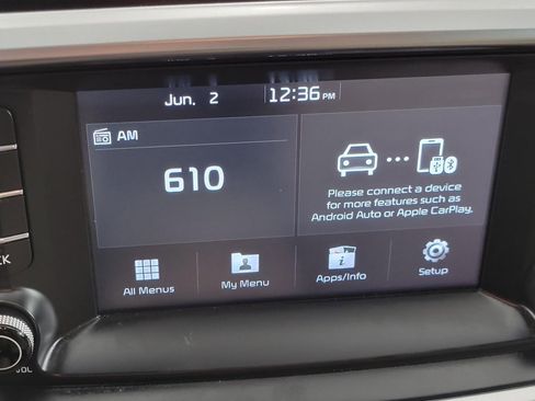 Used 2020 Kia Sorento LX FWD image 7