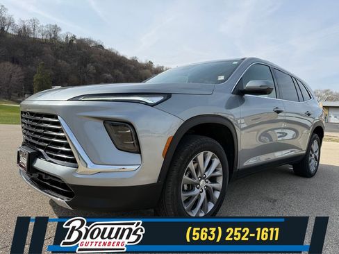 Used 2025 Buick Enclave Preferred AWD/4WD image 1
