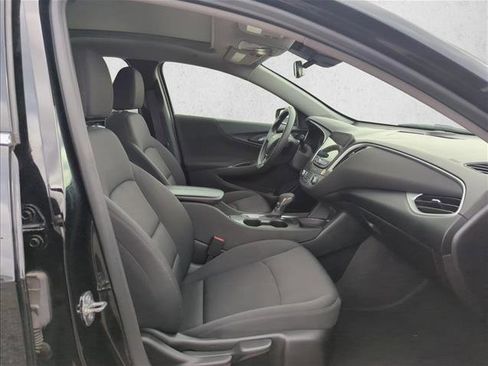 Used 2024 Chevrolet Malibu LT image 18