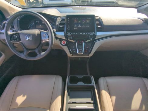 Used 2023 Honda Odyssey Touring image 14
