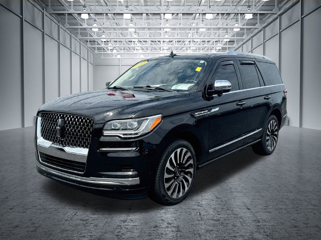 Used 2022 Lincoln Navigator Black Label AWD/4WD image 3