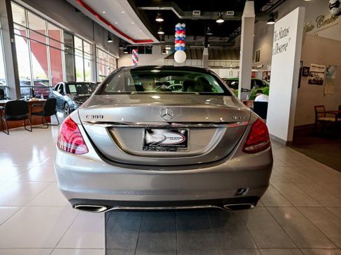 Used 2015 Mercedes-Benz C 300 4MATIC Sedan image 6