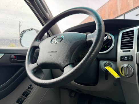Used 2003 Toyota 4Runner SR5 image 10