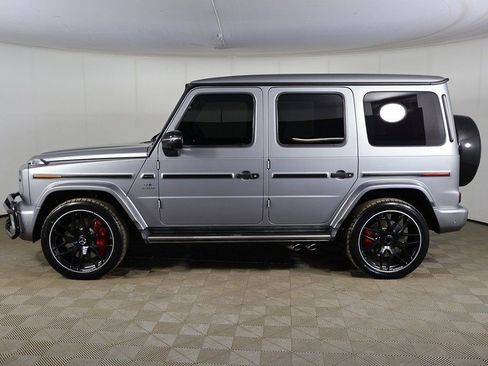 Used 2019 Mercedes-Benz G 63 AMG 4MATIC w/ Seat Comfort Package image 16