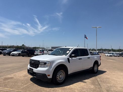 Used 2022 Ford Maverick XL w/ Equipment Group 100A Standard AWD/4WD image 8