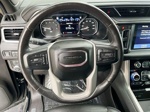 Used 2021 GMC Yukon XL Denali w/ Denali Ultimate Package image 11