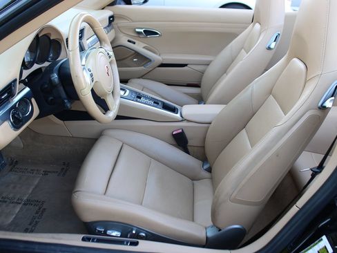 Used 2014 Porsche 911 Carrera 4S AWD/4WD image 16
