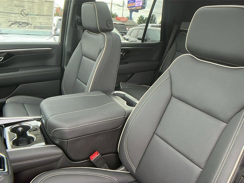 New 2025 Chevrolet Tahoe Premier image 16