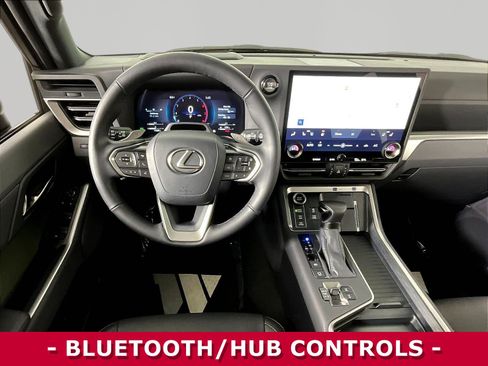 Used 2024 Lexus GX 550 AWD/4WD image 8