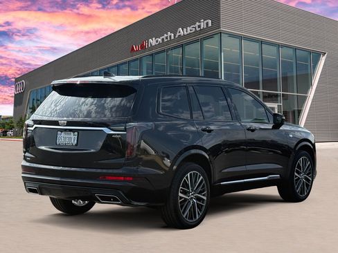 Used 2025 Cadillac XT6 Sport w/ Technology Package AWD/4WD image 8