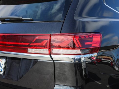 Used 2024 Volkswagen Atlas SE FWD image 27