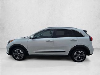 Used 2022 Kia Niro EX Premium video 2
