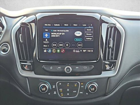 Used 2022 Chevrolet Traverse LT FWD image 20