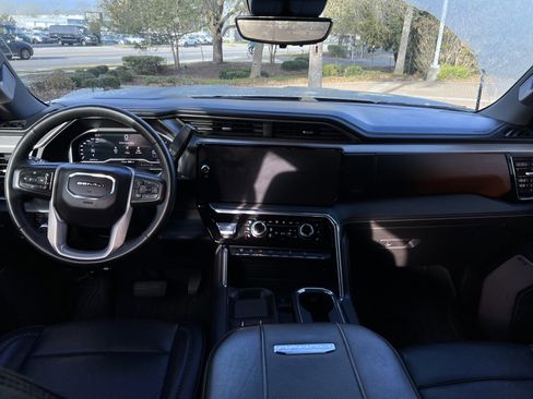 Used 2024 GMC Sierra 2500 Denali w/ Denali Reserve Package image 26