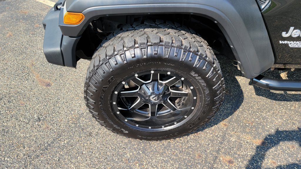 Used 2020 Jeep Wrangler Unlimited Sport AWD/4WD image 6