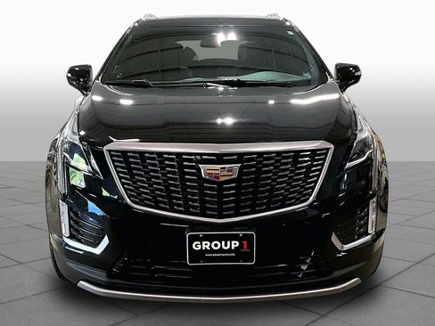 Used 2025 Cadillac XT5 Premium Luxury AWD/4WD image 4