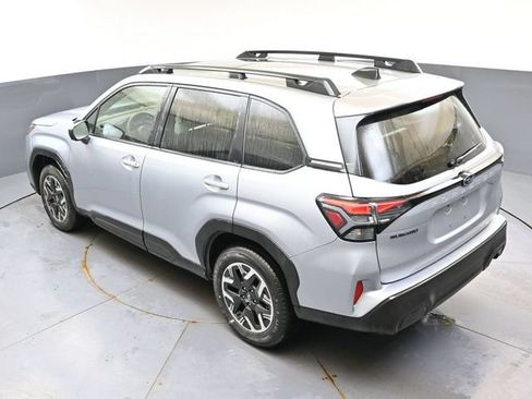 Used 2025 Subaru Forester Premium AWD/4WD image 47
