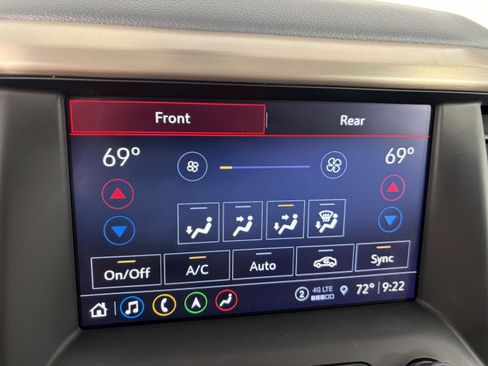 Used 2022 GMC Acadia Denali w/ Denali Ultimate Package AWD/4WD image 24
