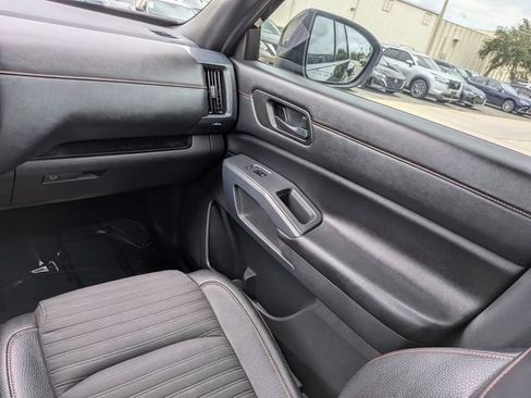 Used 2024 Nissan Pathfinder Rock Creek AWD/4WD image 21